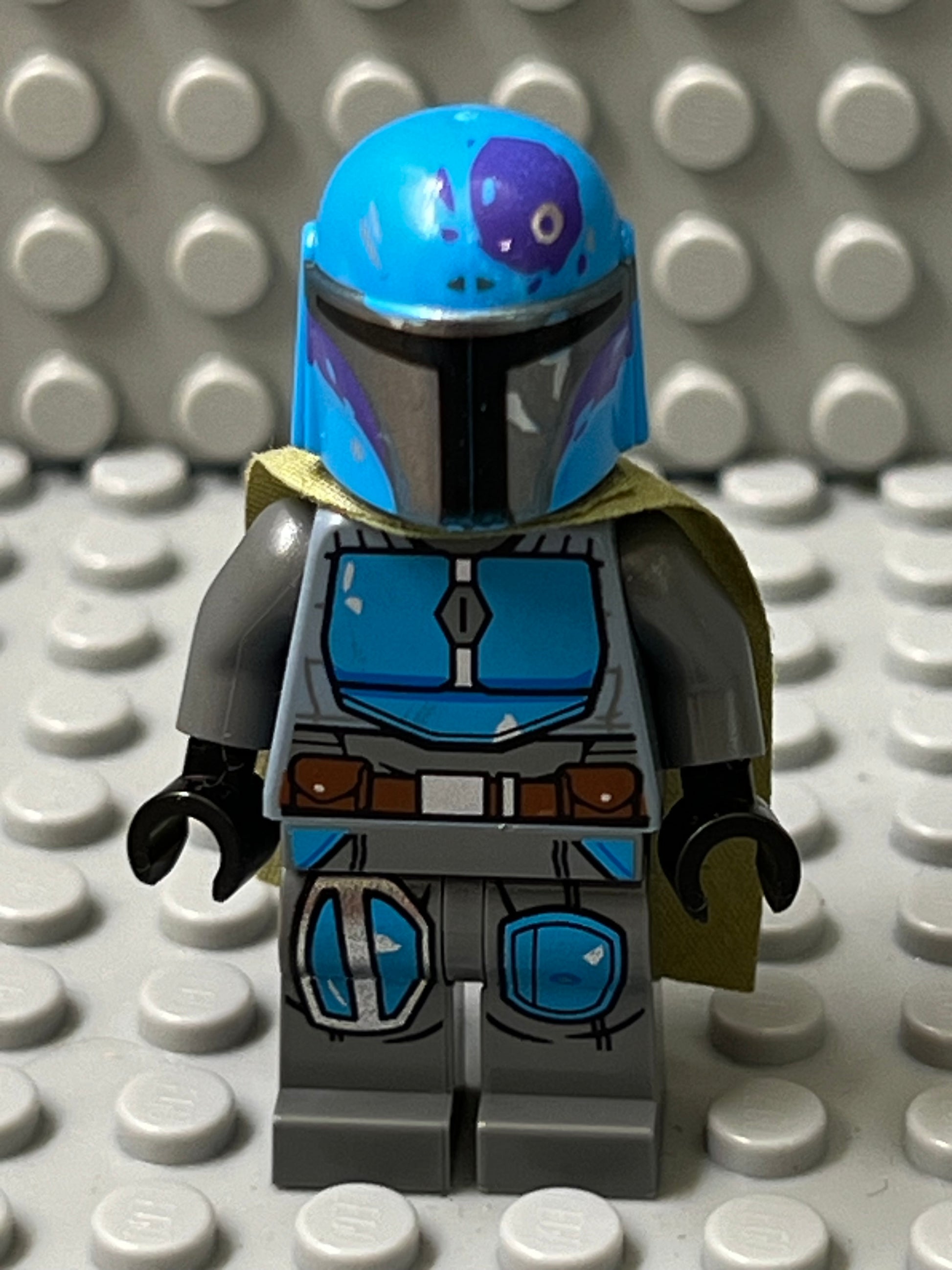 Mandolorian Tribe Warrior (Blue)
